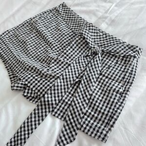 Vineyard Vines Black and White Gingham Women Shorts/Skort